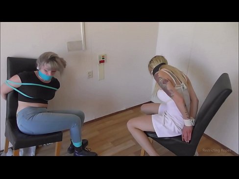 ❤️ Fíkill / bundin og kæfð / stúlka í neyð ❌ Bara klám hjá okkur ❌